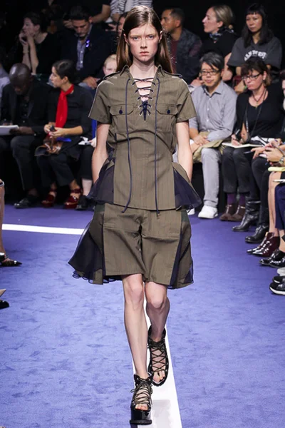 Look 36